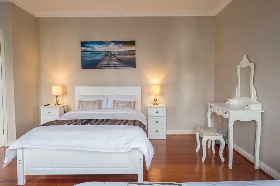 Mulberry Lodge Guest House 발리하우니스 외부 사진